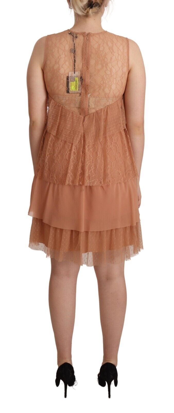 Robe courte superposée en dentelle rose sans manches