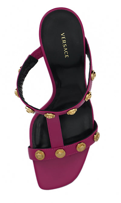 Lilafarbene Kalbsleder-Sandalen mit hohem Absatz