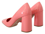 Escarpins à talons blocs en cuir verni rose classique
