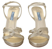 Sandales en cuir doré, bride à la cheville, talons aiguilles