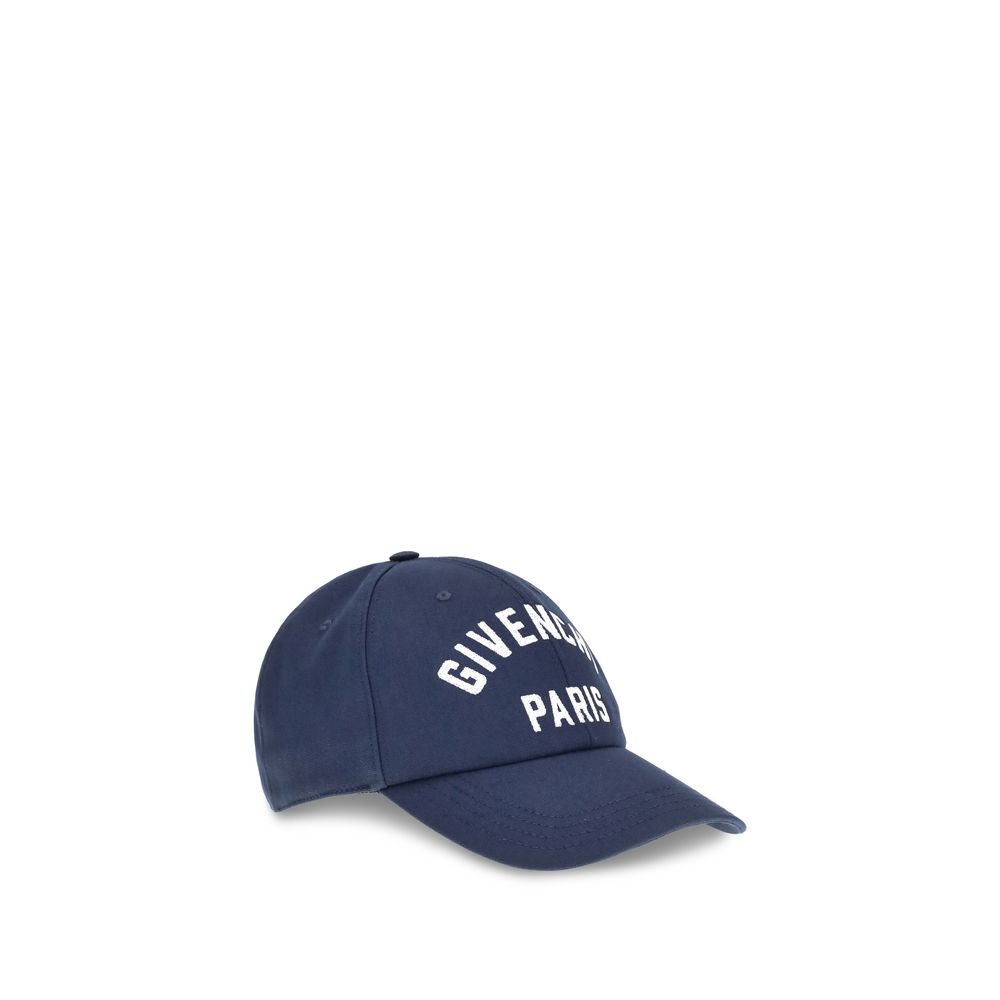 8196008.jpg