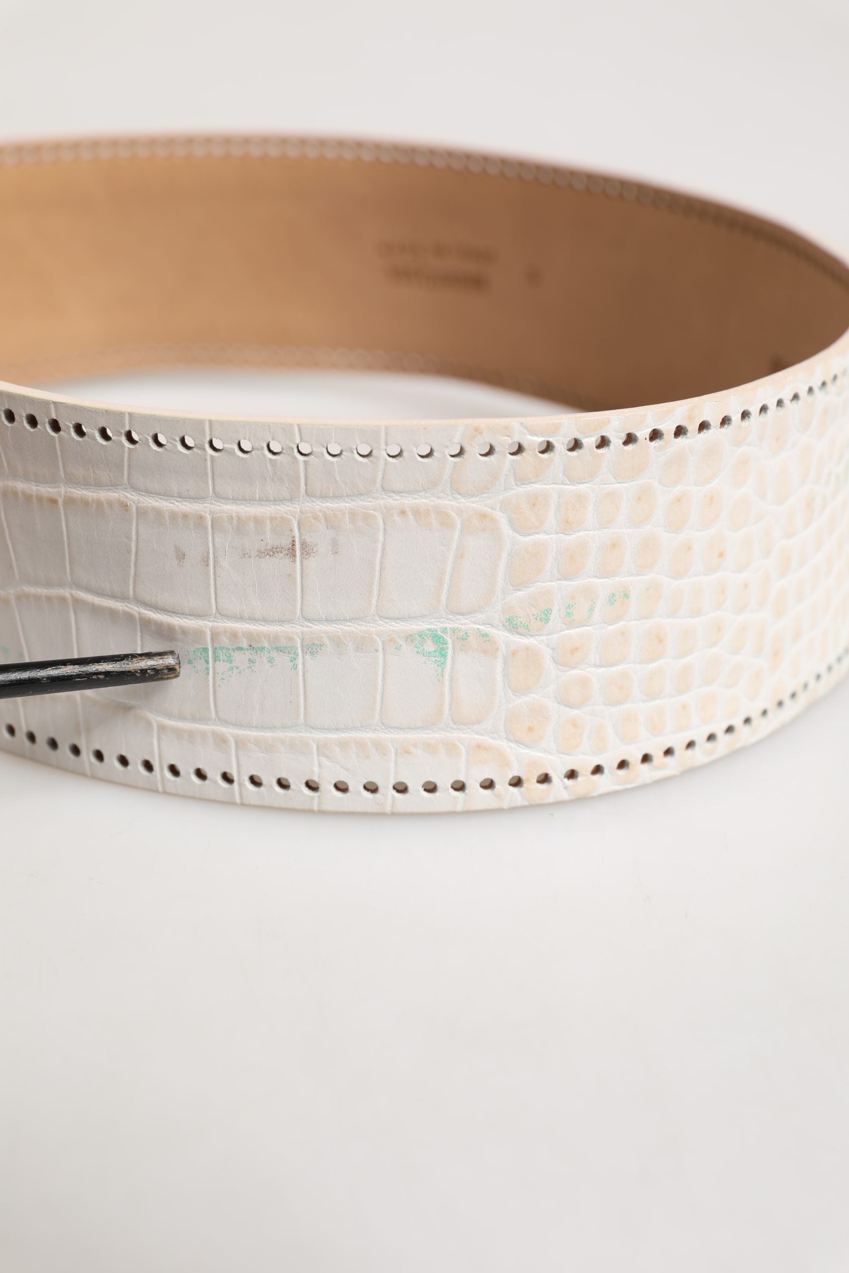 White Textured Leather Wide SilverMetal Buckle Belt