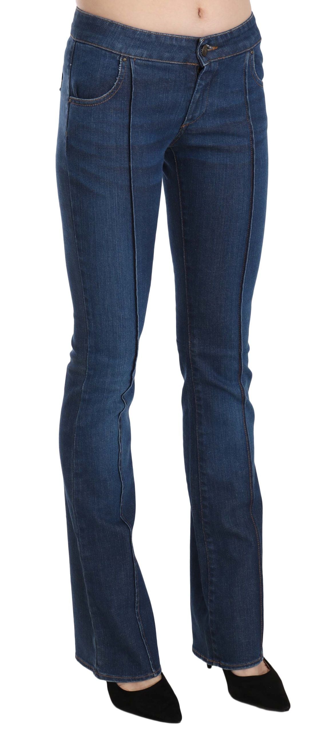 Blaue Jeans mit niedrigem Bund und Boot-Cut-Denim