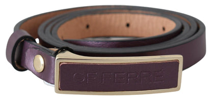 Ceinture fine en cuir à boucle avec logo doré