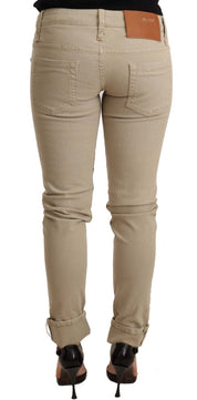 Pantalon plié coupe slim en denim beige avec bas en coton