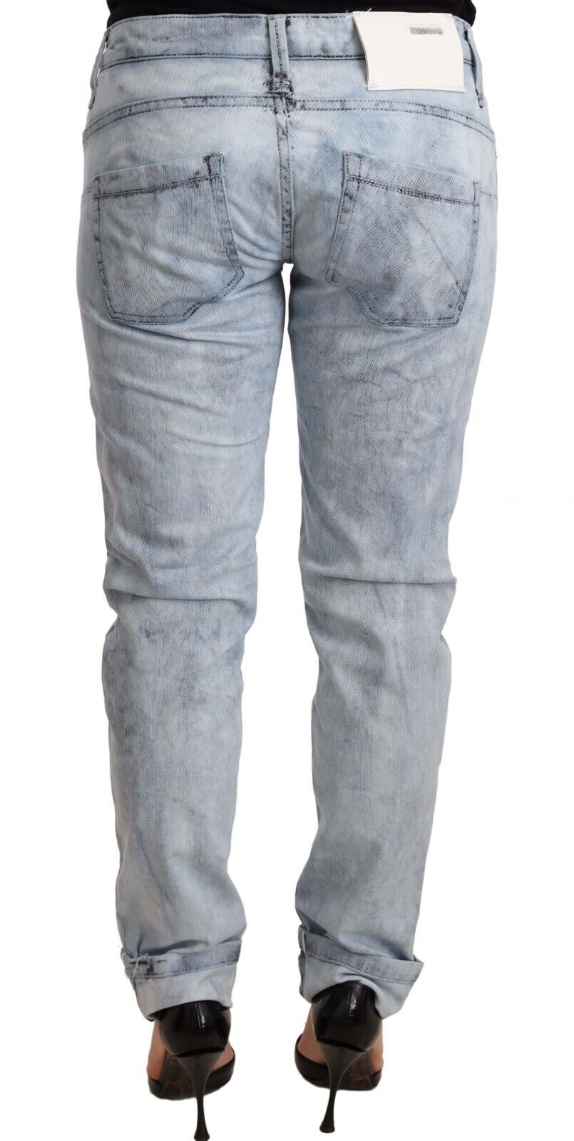 Pantalon en denim bleu clair à ourlet plié en coton délavé