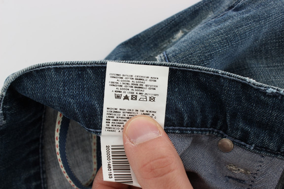 Blau gewaschene Jeans aus Baumwolldenim mit normaler Passform