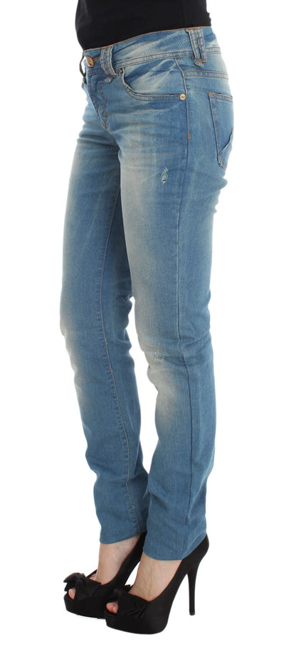 Blau gewaschene Slim-Fit-Jeans aus Baumwollmischung