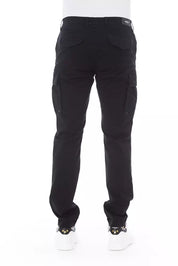 Schwarze Baumwolljeans und -hose