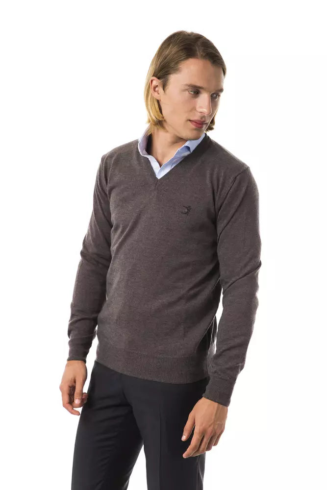 Grauer Pullover aus Merinowolle