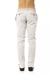 Graue Baumwolljeans und -hose