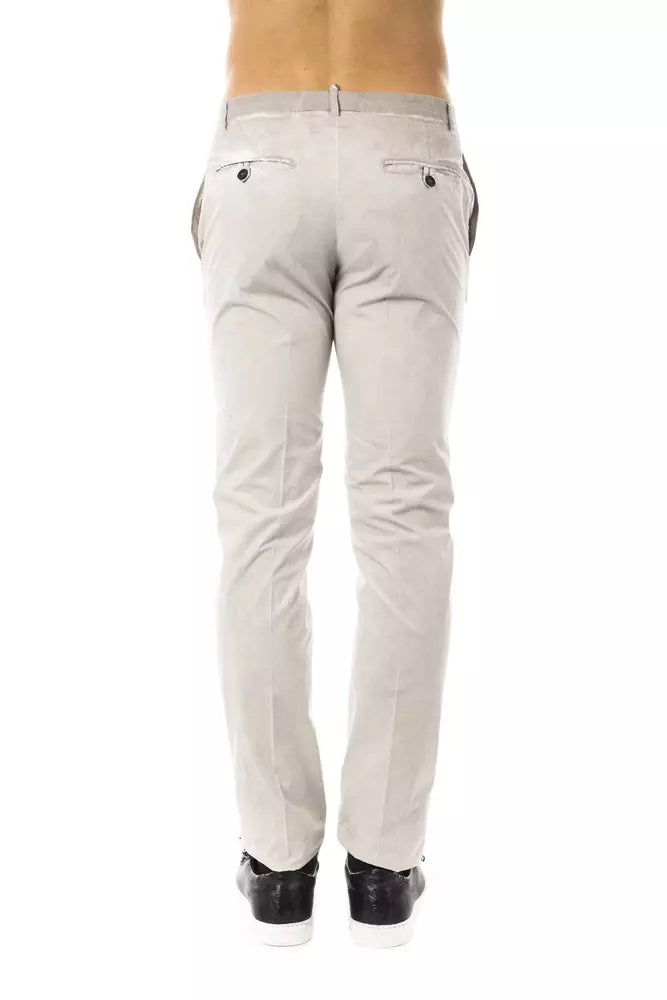 Graue Baumwolljeans und -hose