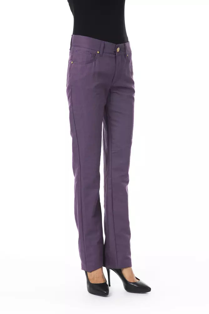 Violette Baumwolljeans und -hose