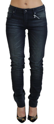 Blau gewaschene Slim-Fit-Jeans aus Baumwolldenim mit niedriger Taille