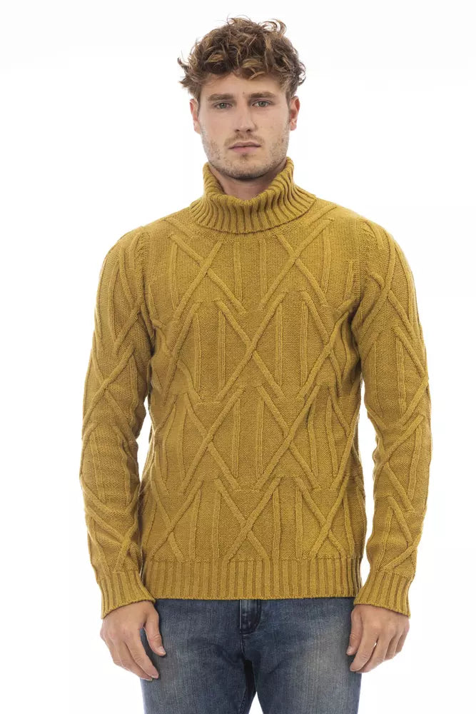 Gelber Pullover aus Merinowolle