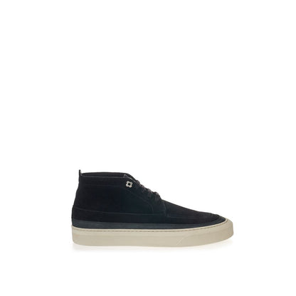 Elegant Suede Sneakers in Timeless Black