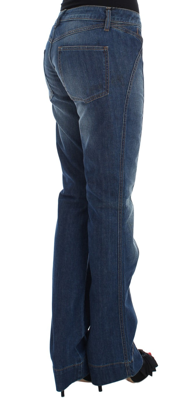 Blau gewaschene Bootcut-Jeans aus Baumwollstretch