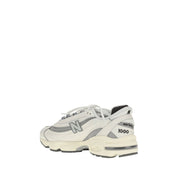 1000 Sneakers