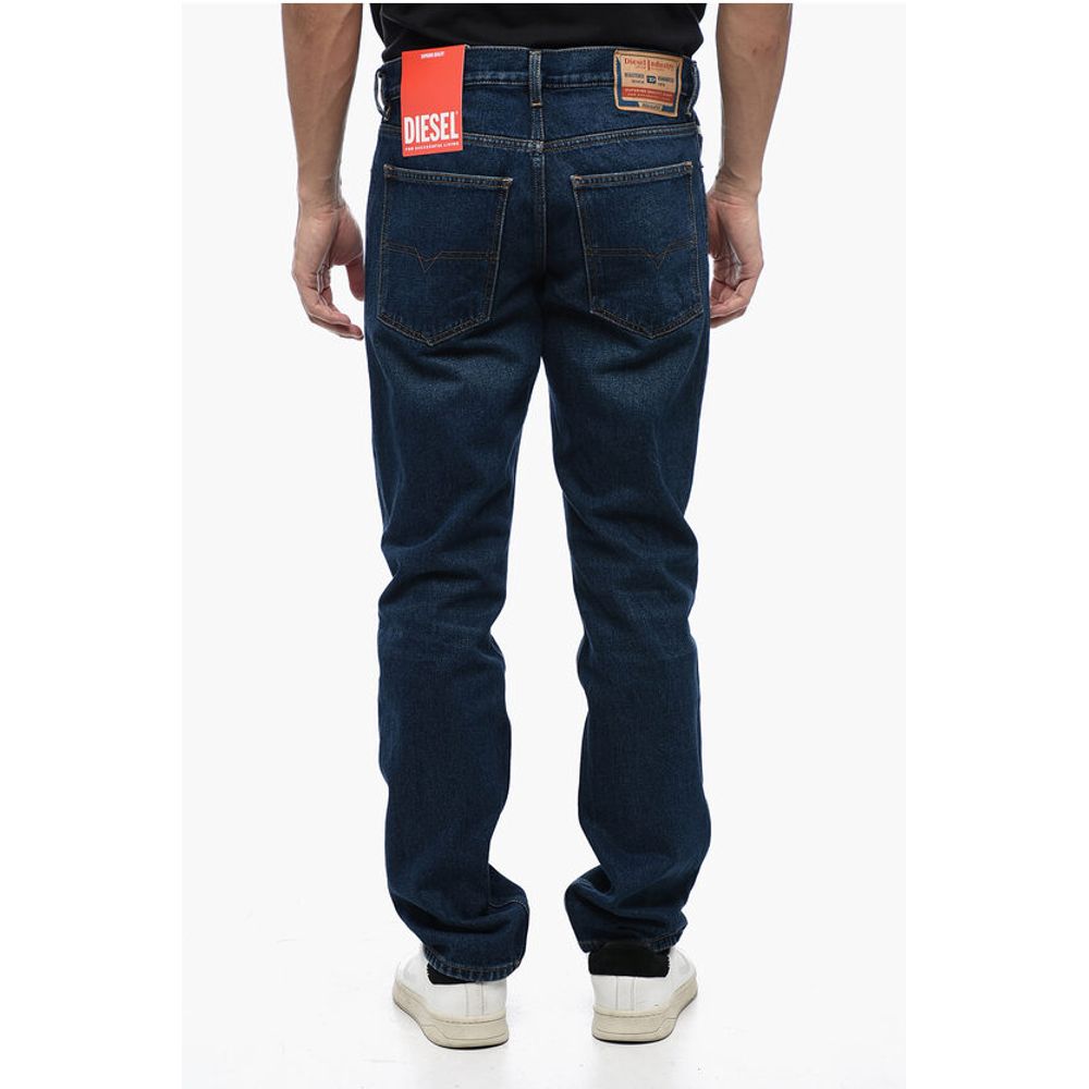 Dark-washed D-SARK Denims