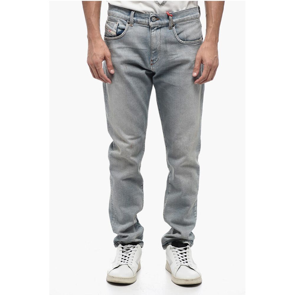 Light-washed 2019 D-STRUKT Denims L.32