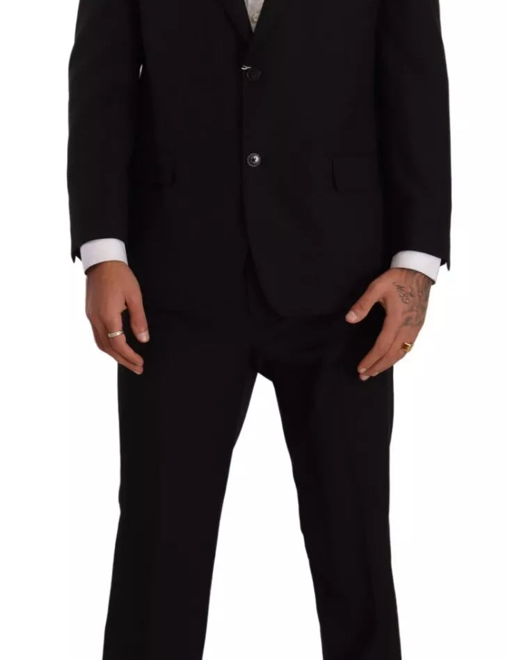 8708481.webp