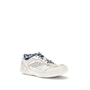 Hamptons Worn-out Sneakers